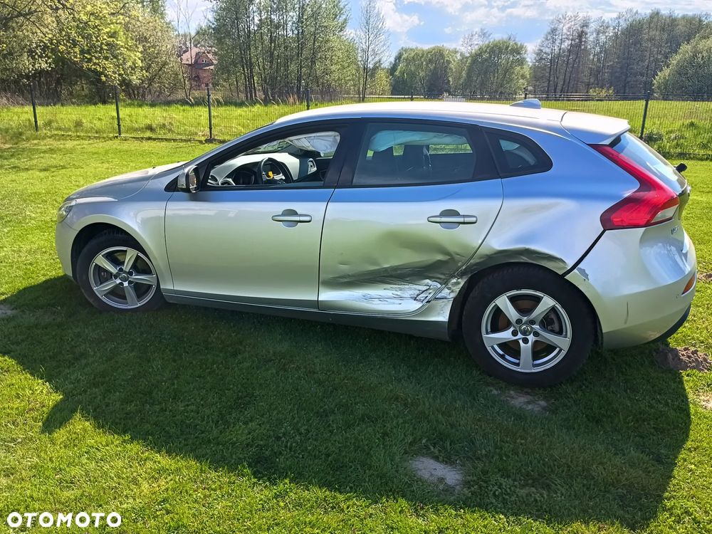 Volvo V40 D2 Geartronic Momentum - 11