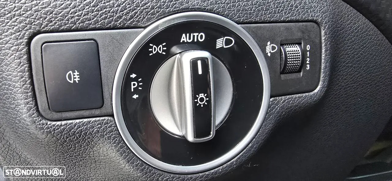 Mercedes-Benz A 180 CDI (BlueEFFICIENCY) AMG Sport - 11