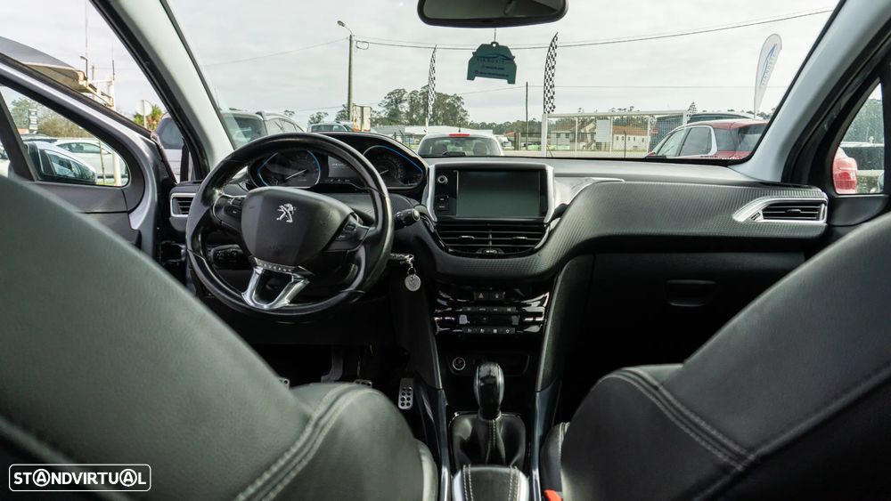 Peugeot 2008 PureTech 110 Stop&Start GT-Line Edition - 19