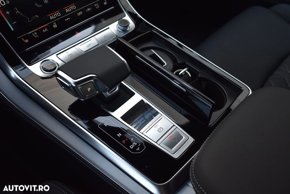 Audi Q7 55 TFSI quattro Tiptronic MHEV S Line - 25