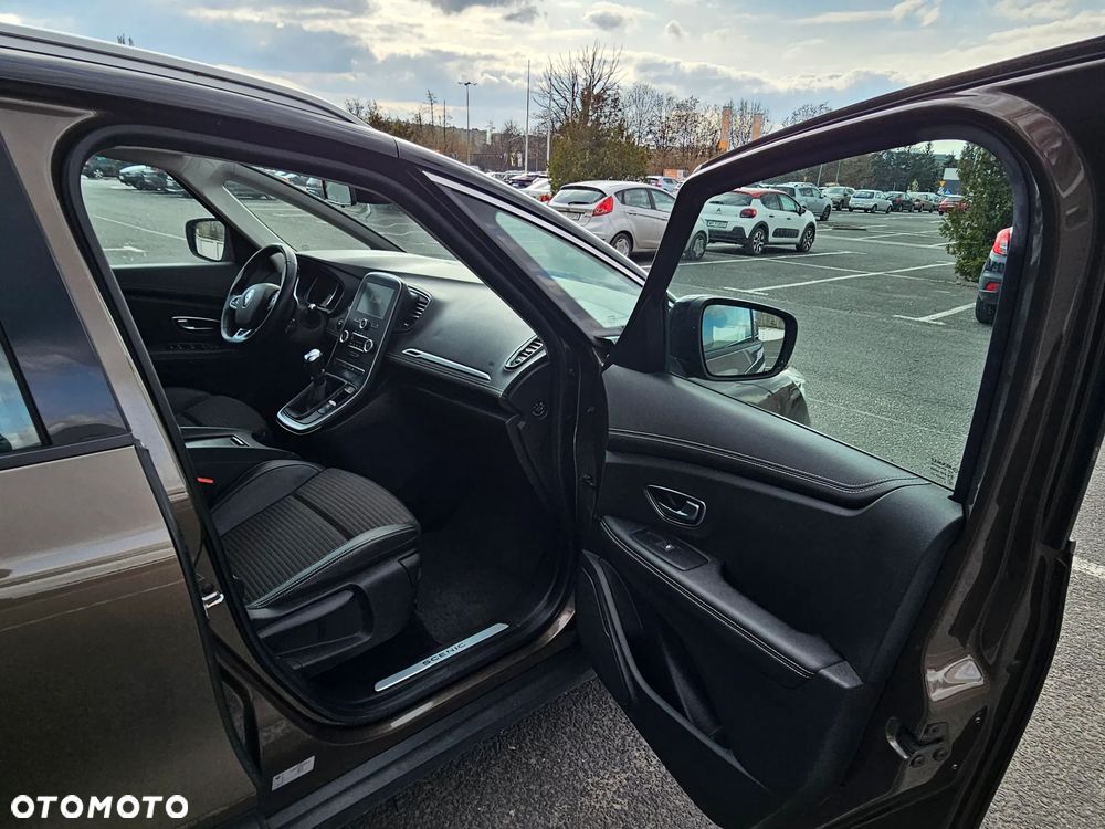 Renault Grand Scenic Gr 1.6 dCi Energy Limited EU6 - 8