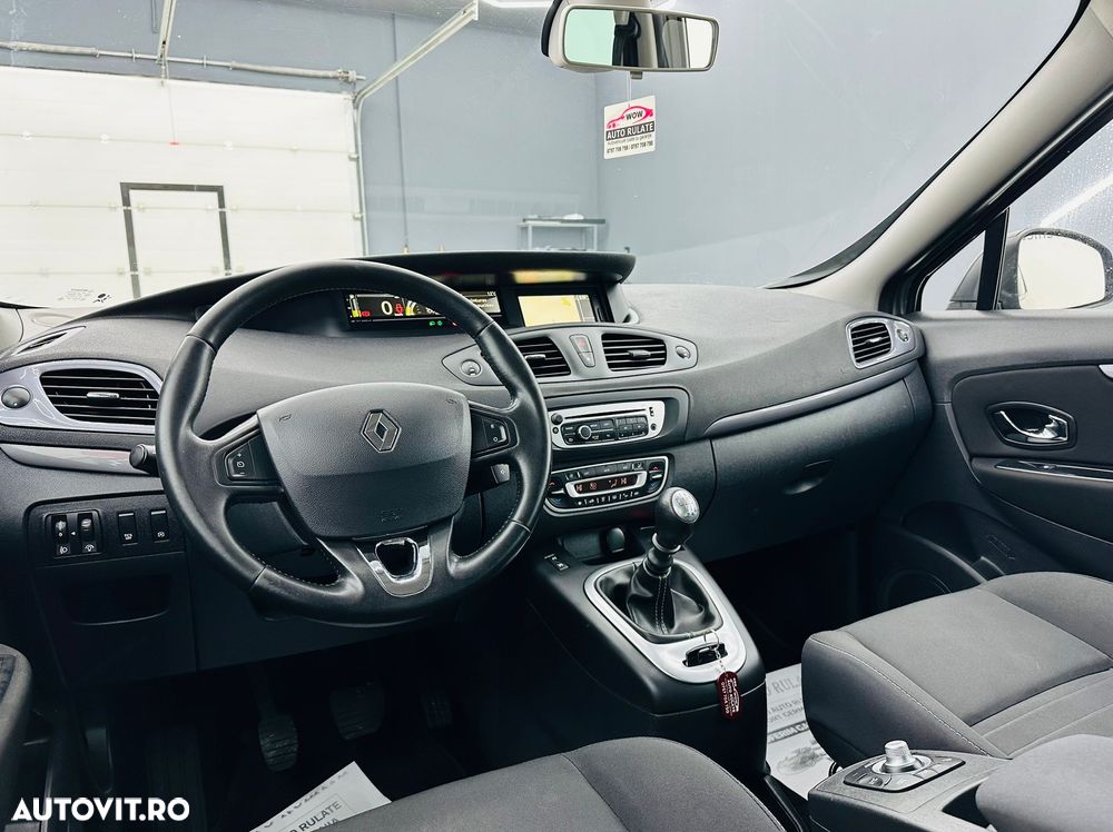 Renault Grand Scenic ENERGY dCi 110 INTENS - 19