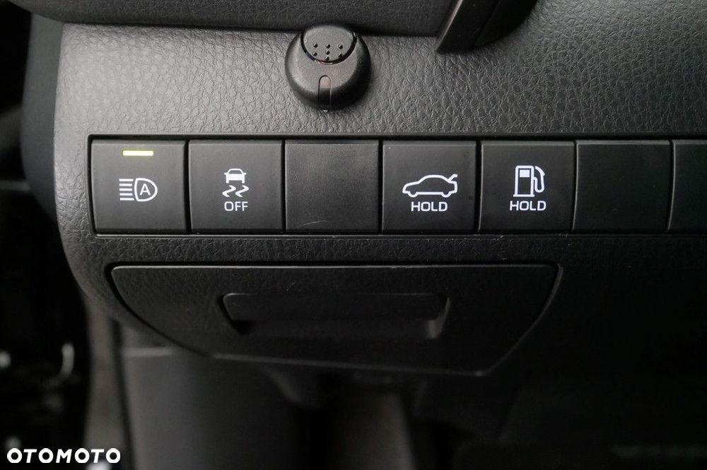 Toyota Camry 2.5 Hybrid Comfort CVT - 26