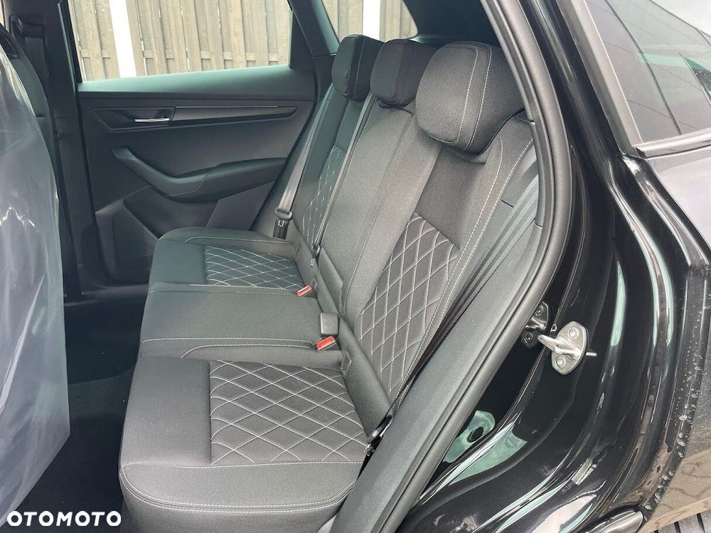 Skoda Karoq 1.5 TSI ACT Sportline DSG - 12