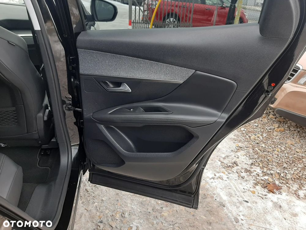 Peugeot 3008 BlueHDi 120 Stop & Start Business-Line - 32