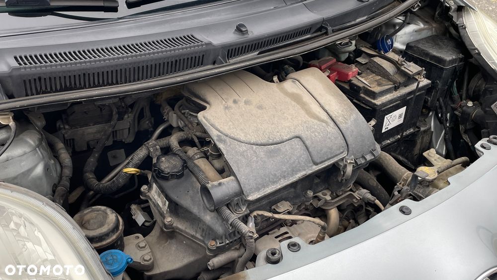 Toyota Yaris - 36