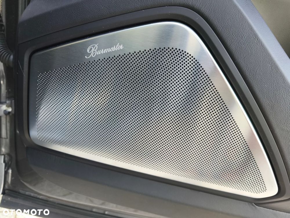 Porsche Cayenne - 31
