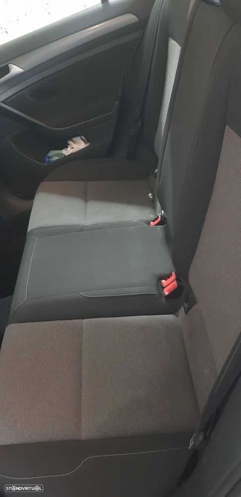 VW Golf 1.6 TDI BlueMotion Comfortline - 12