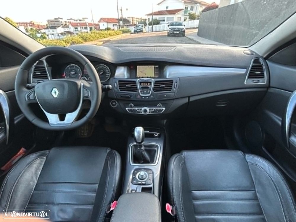 Renault Laguna Coupe 2.0 dCi Dynamique S 4Control - 13