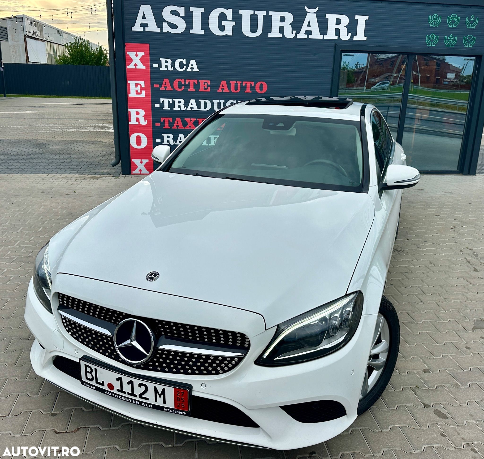Mercedes-Benz C 220 d 4Matic T 9G-TRONIC AMG Line - 1