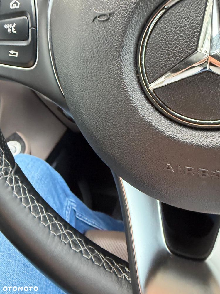 Mercedes-Benz Klasa V 2022