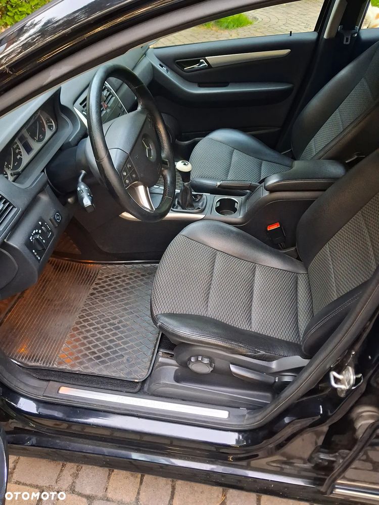 Mercedes-Benz Klasa B 180 BlueEFFICIENCY SPORT EDITION - 5