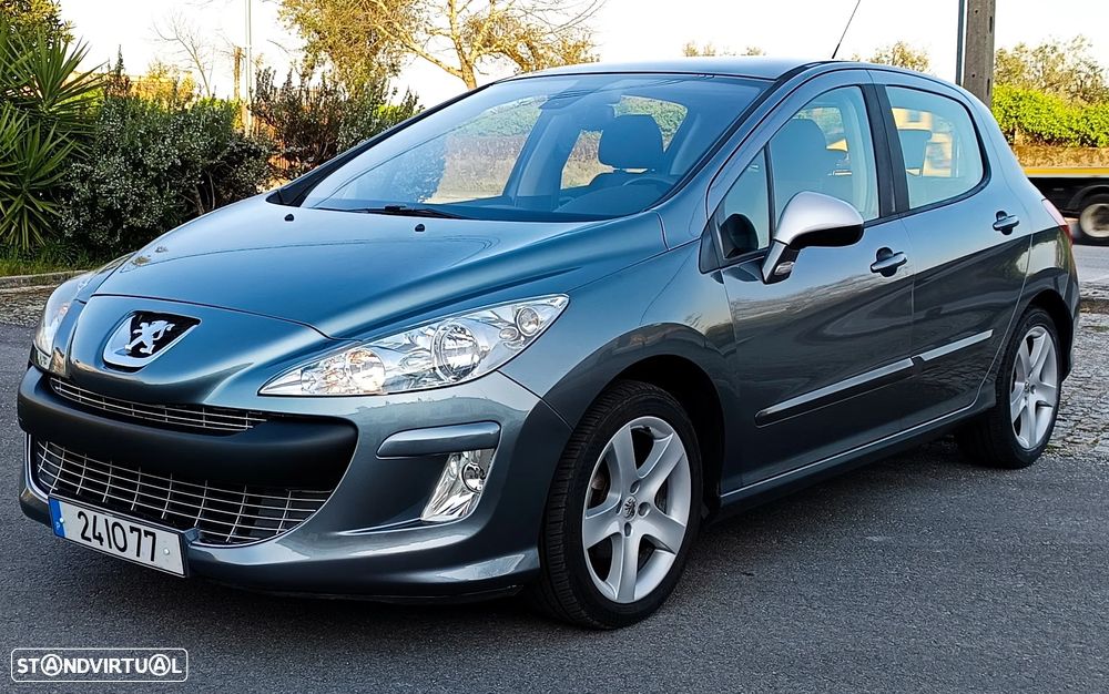 Peugeot 308 - 1