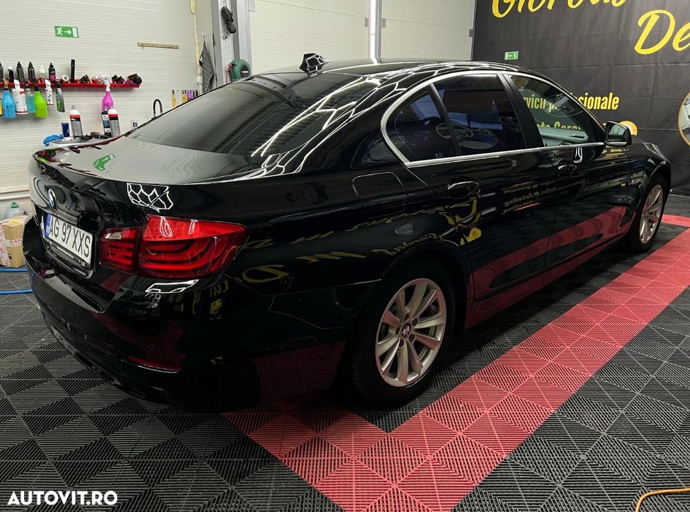 BMW Seria 5 525d xDrive Touring - 7