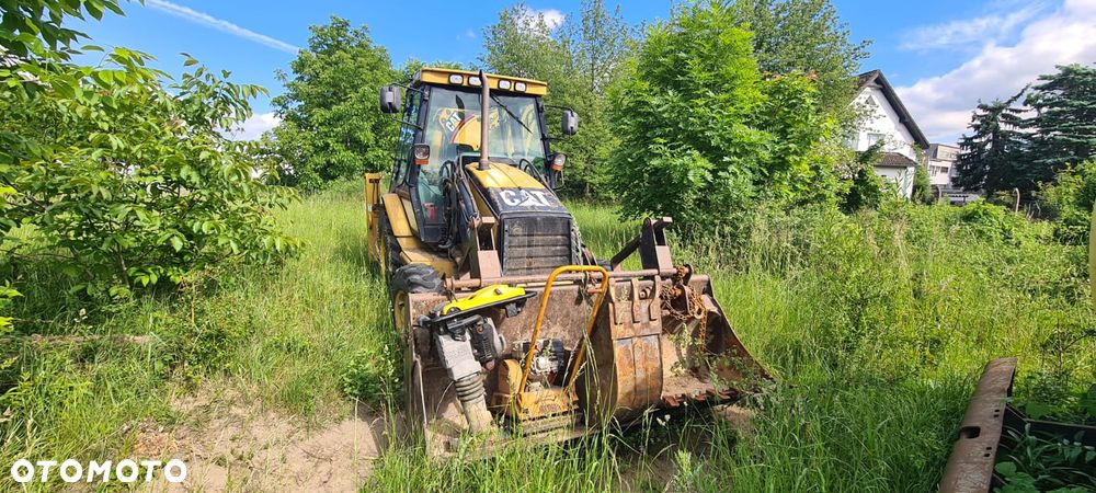 Caterpillar CAT 428D - 2
