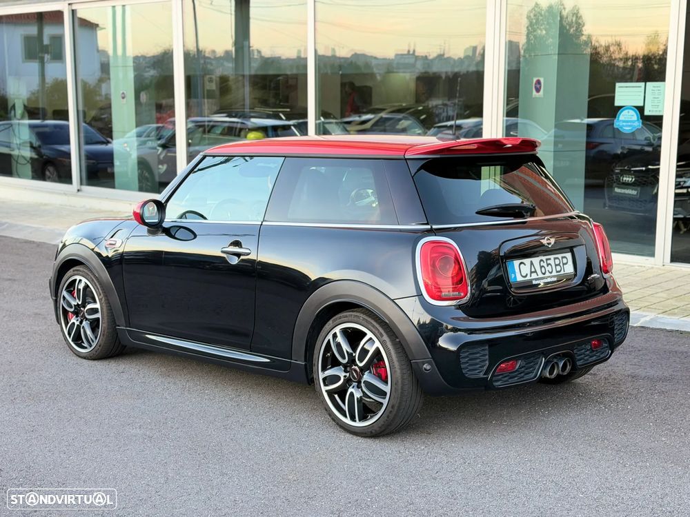 MINI 3 Portas John Cooper Works - 12