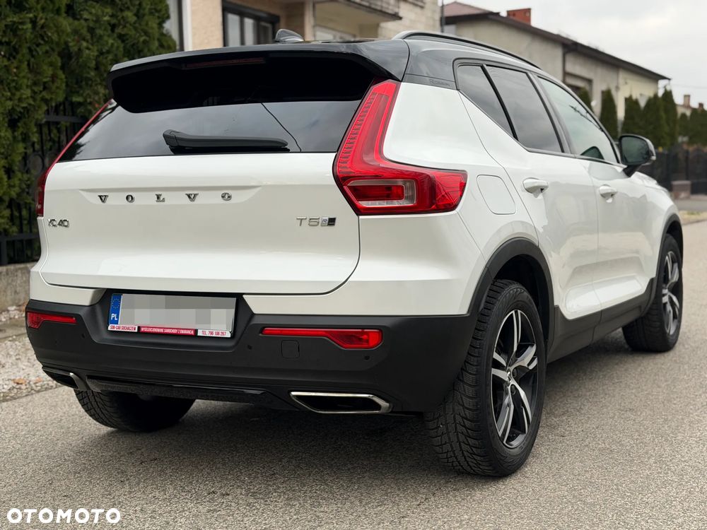 Volvo XC 40 T5 AWD Geartronic R-Design - 4