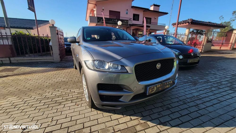 Jaguar F-Pace - 7