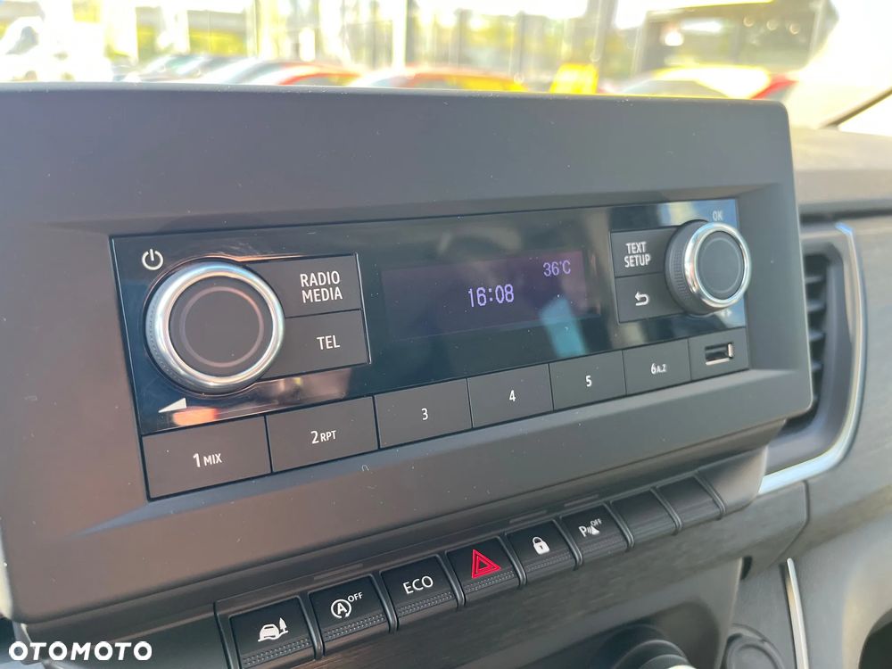Renault Trafic - 14