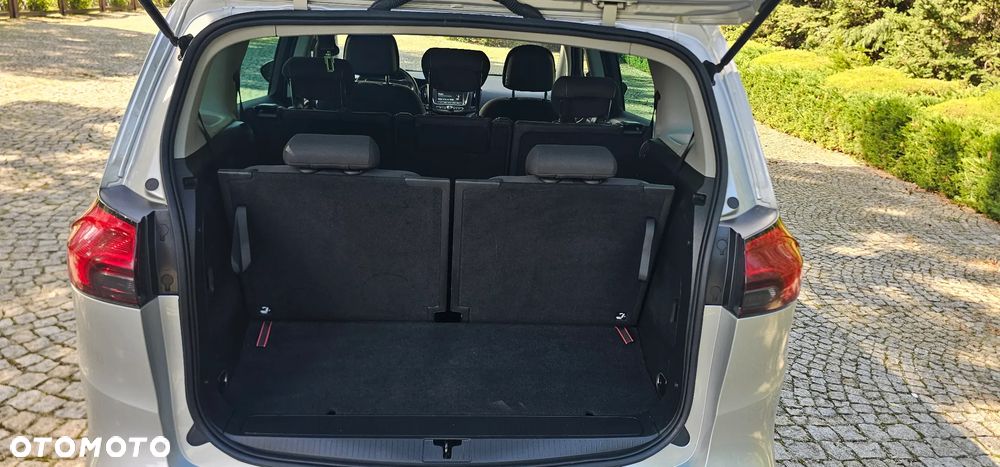 Opel Zafira - 13
