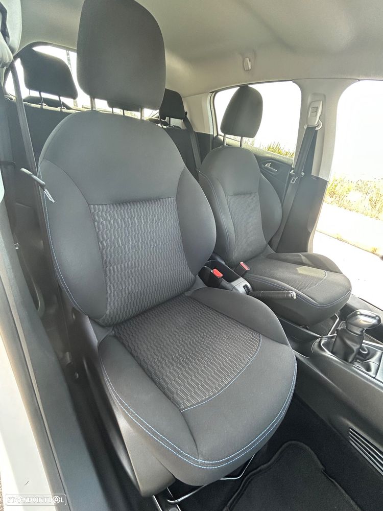 Peugeot 208 1.2 PureTech Style - 25