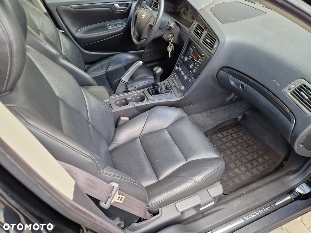 Volvo V70 D5 - 19