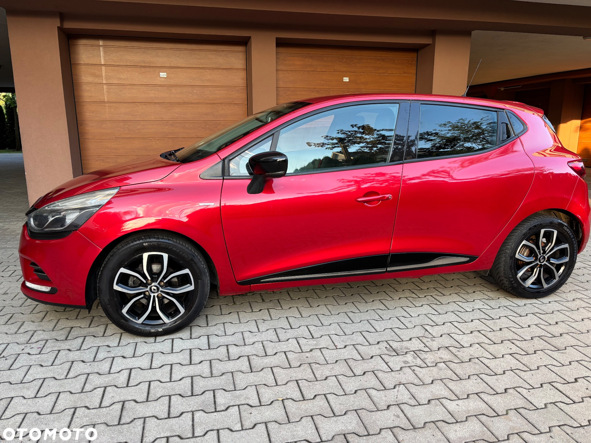 Renault Clio TCe 90 BUSINESS EDITION - 18
