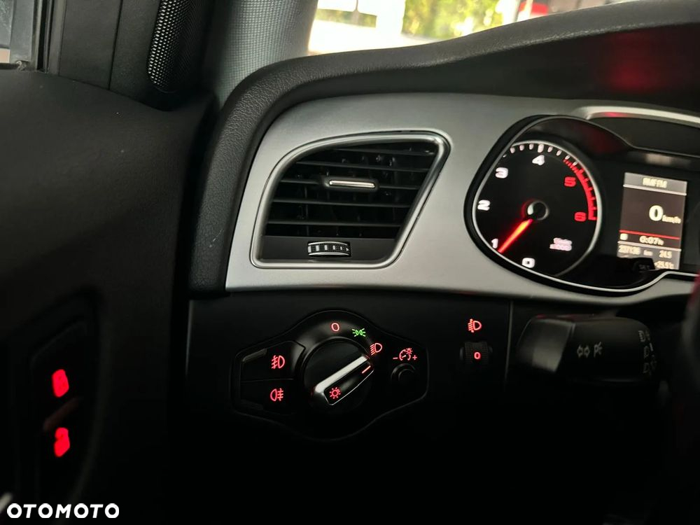 Audi A4 Avant 2.0 TDI 120g DPF Attraction - 38