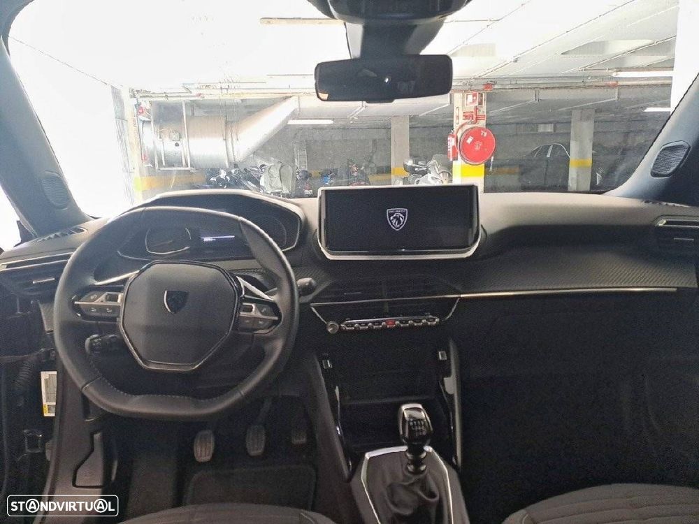 Peugeot 2008 1.2 PureTech Active - 8