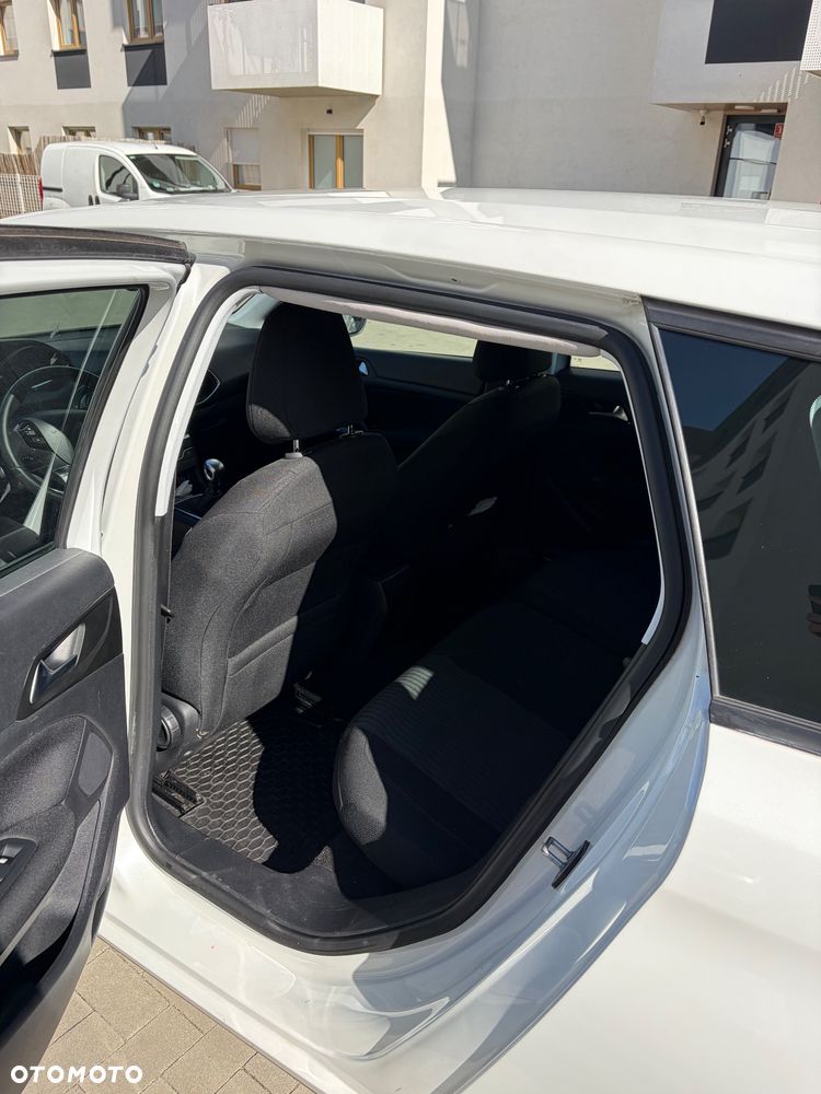 Peugeot 308 - 17