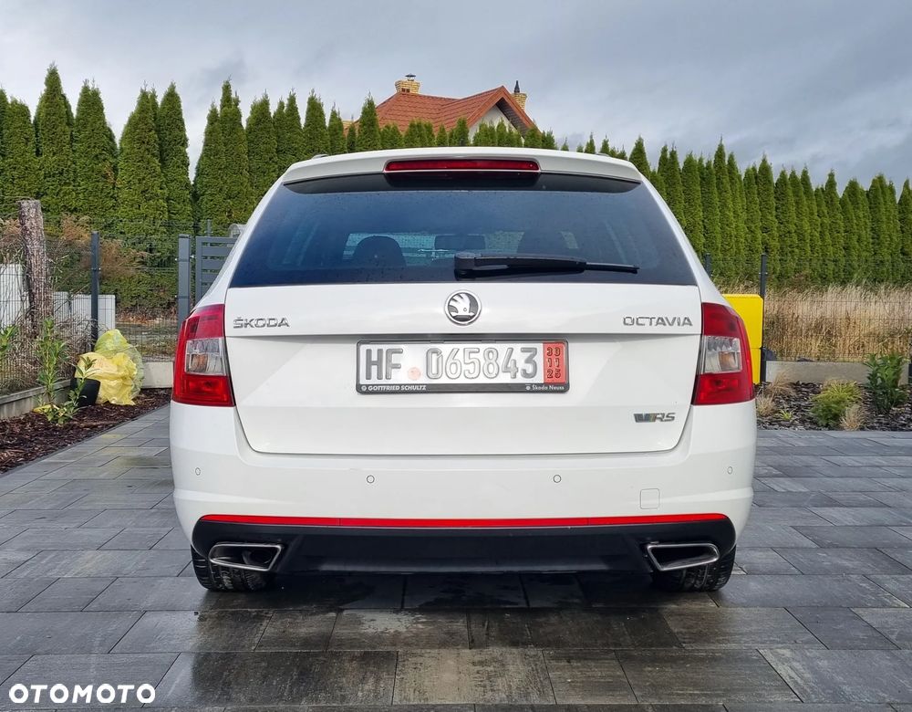 Skoda Octavia 2.0 TDI DSG RS - 7