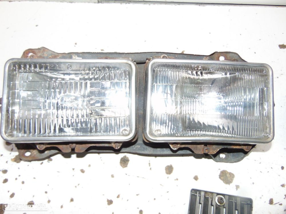 Datsun/Nissan 720 faróis - 1