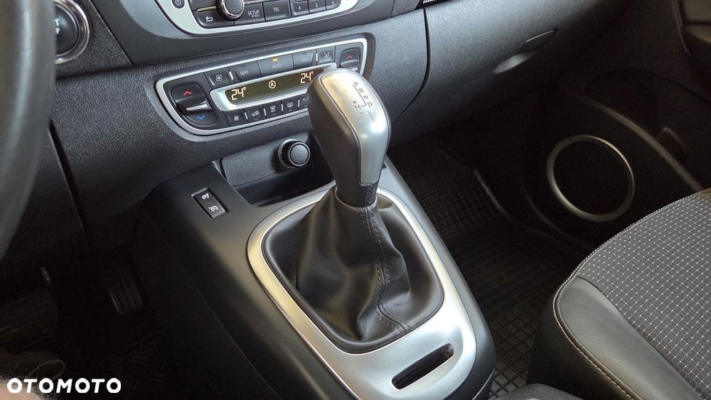 Renault Scenic 2.0 16V 140 CVT Luxe - 23
