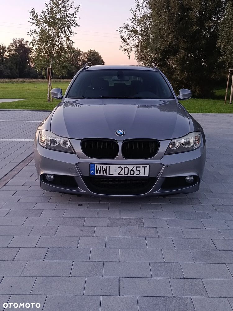 BMW Seria 3 318d - 25