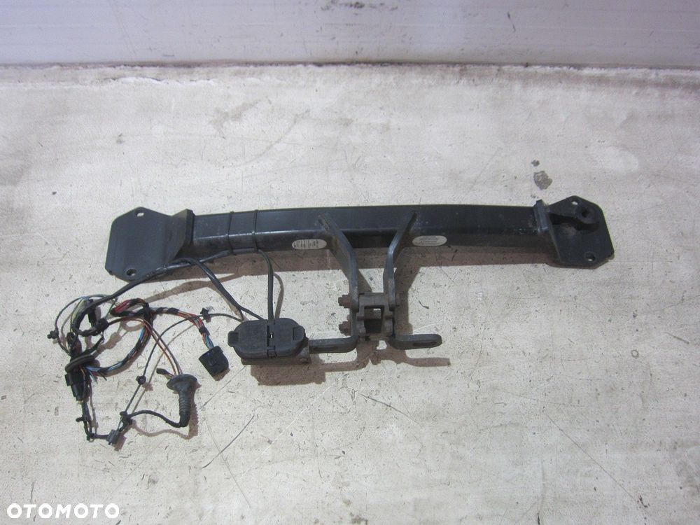 BMW X3 F25 HAK HOLOWNICZY THULE BEZ KULI - 2