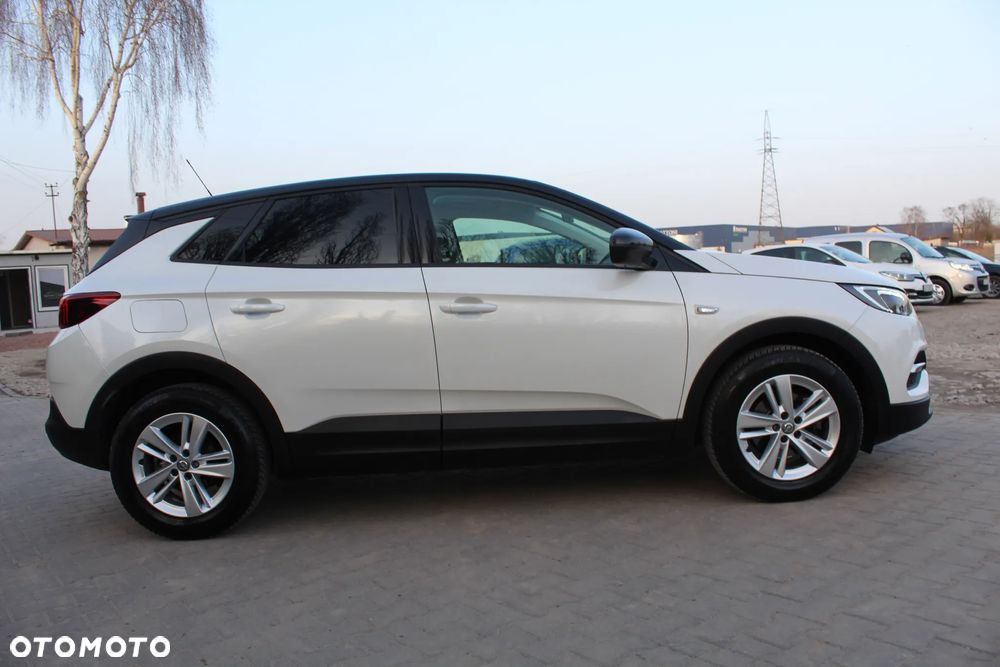 Opel Grandland X 1.6 D Start/Stop INNOVATION - 8