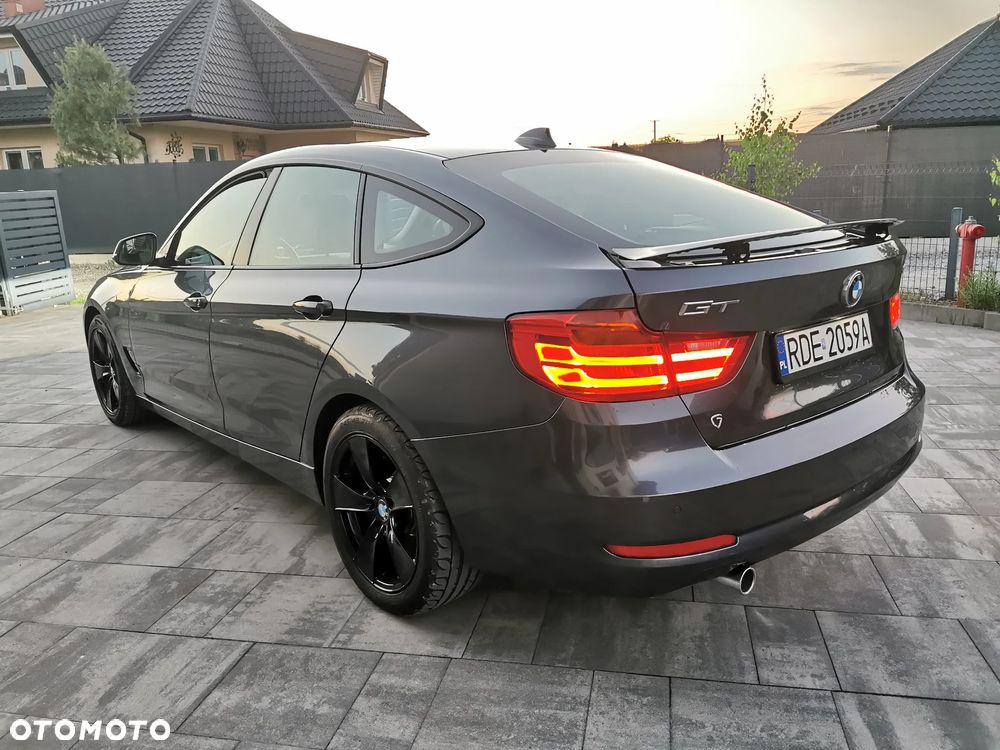 BMW Seria 3 - 21