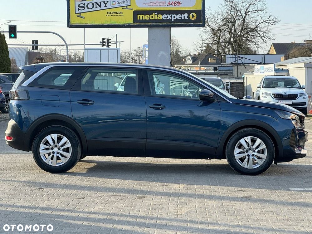 Peugeot 5008 - 10