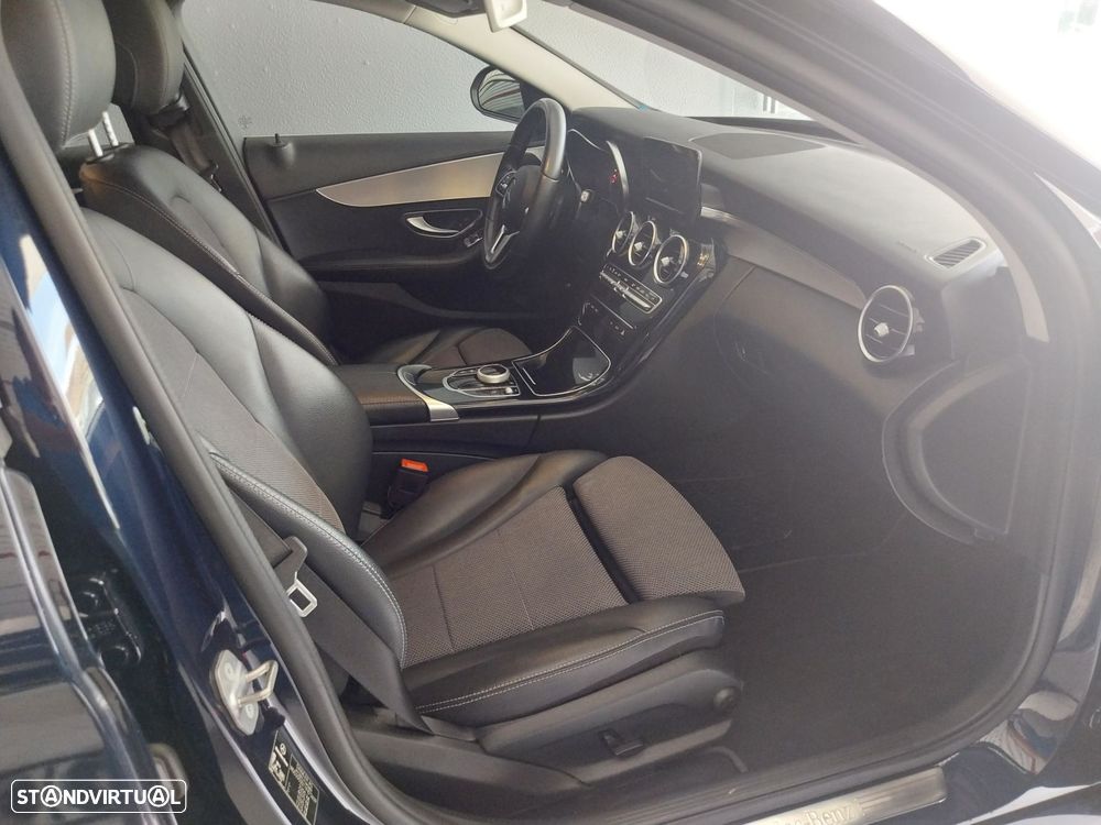 Mercedes-Benz C 200 - 6