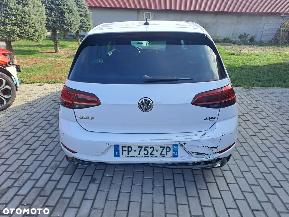 Volkswagen Golf 1.5 eTSI OPF DSG R-Line - 5