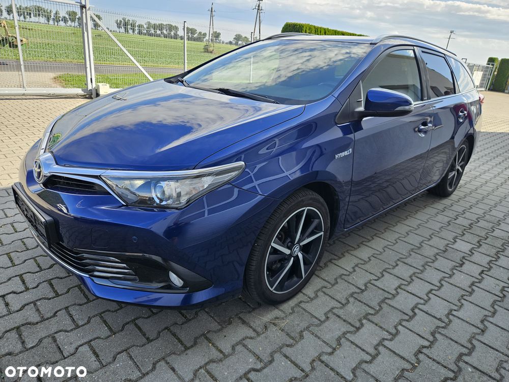 Toyota Auris - 1