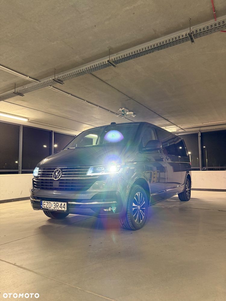 Volkswagen Multivan - 10