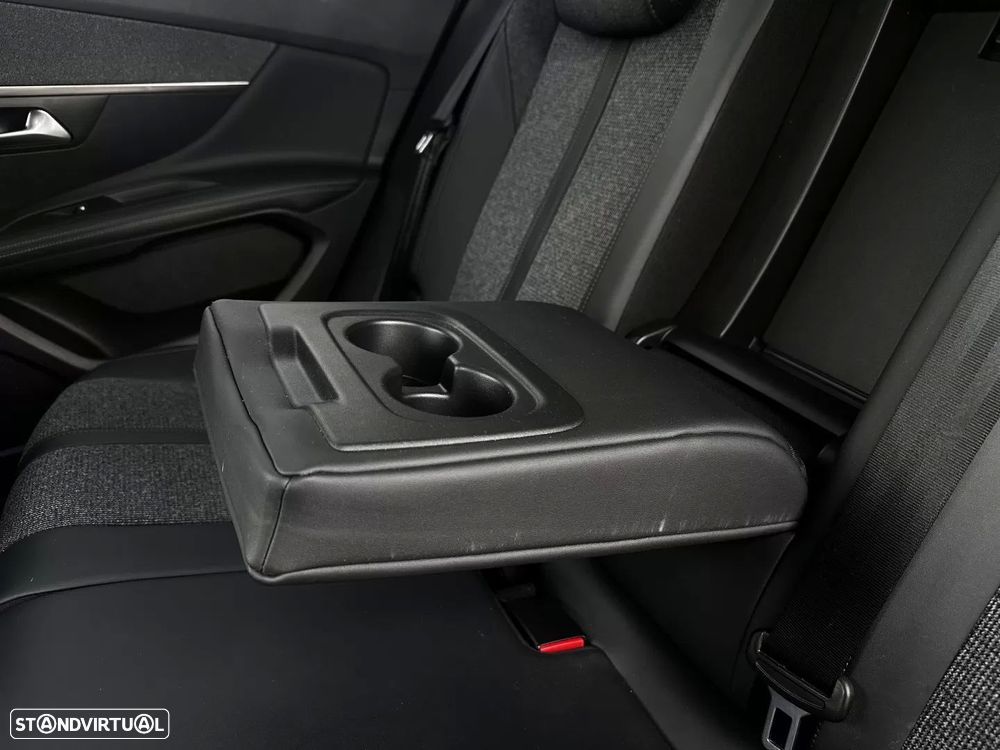 Peugeot 3008 PureTech 130 Stop & Start GPF EAT8 Allure - 10
