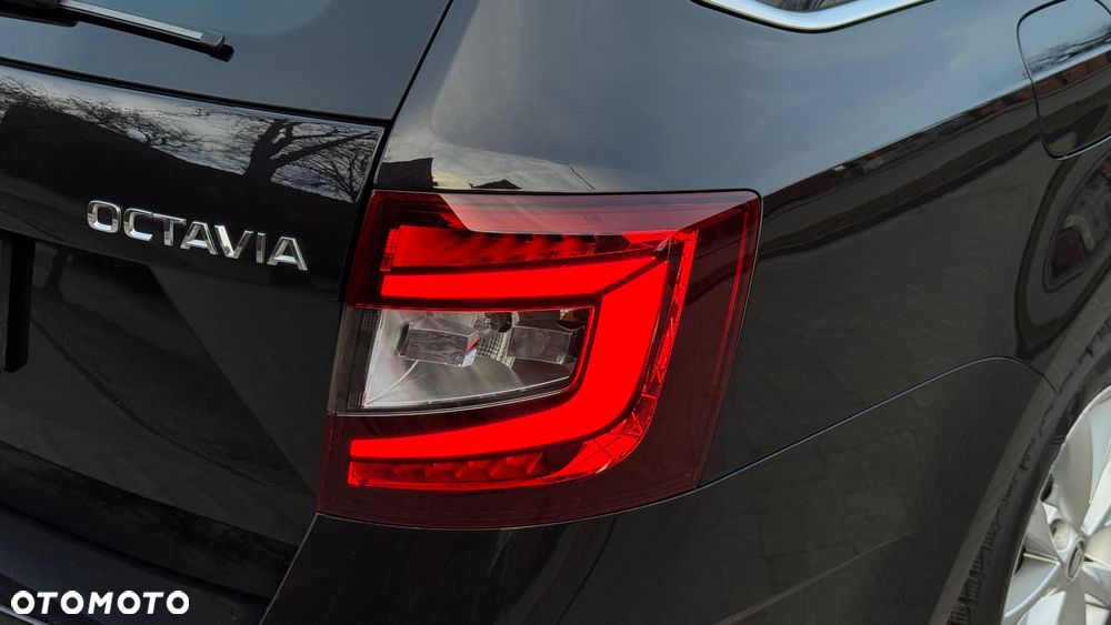 Skoda Octavia 2.0 TDI Style DSG - 9