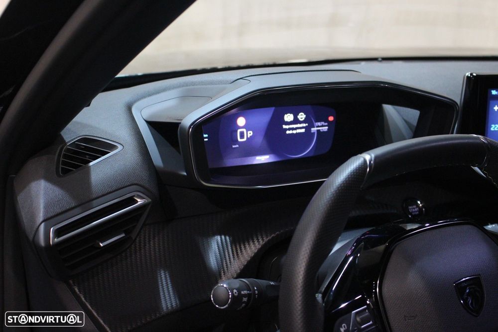 Peugeot e-2008 50 kWh GT - 33