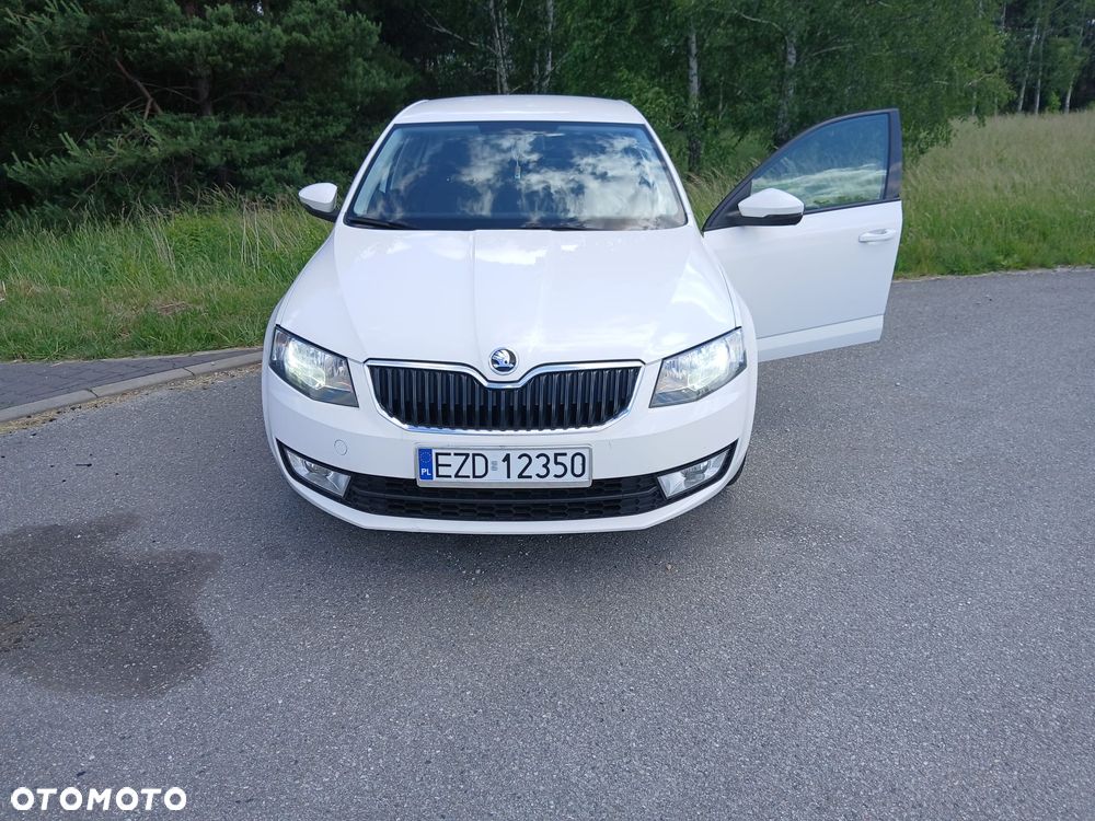 Skoda Octavia 1.6 TDI Solution - 2