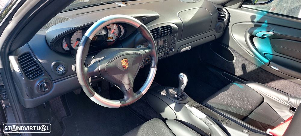 Porsche 911 (996) GT3 - 2