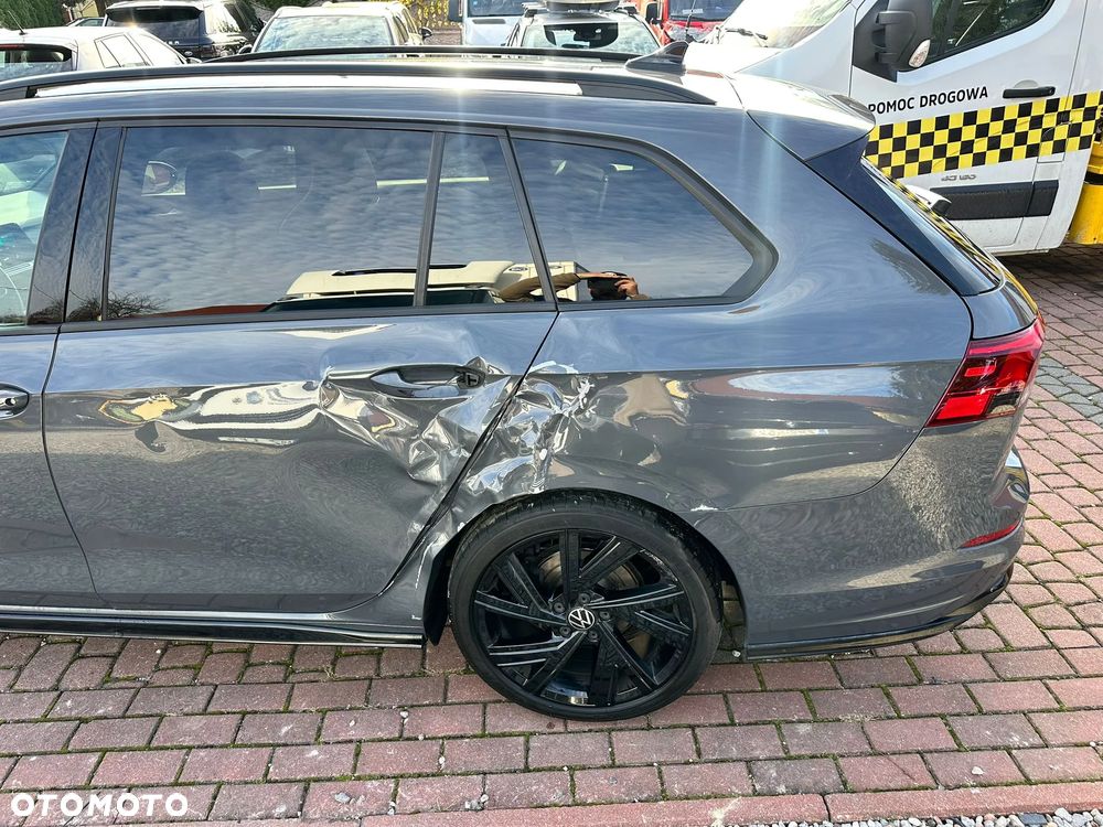 Volkswagen Golf Variant 1.5 eTSI OPF DSG R-Line - 9