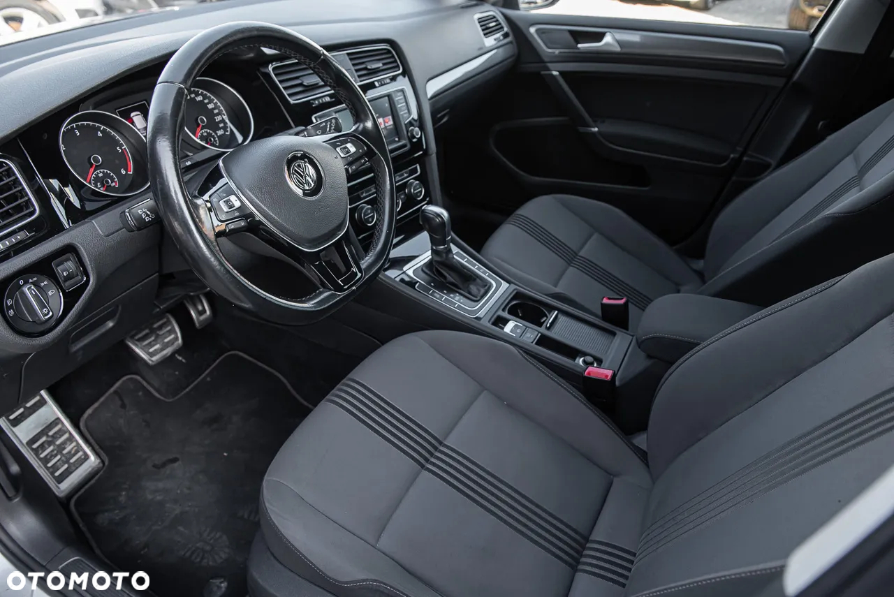 Volkswagen Golf 2.0 BlueTDI DSG Highline - 15