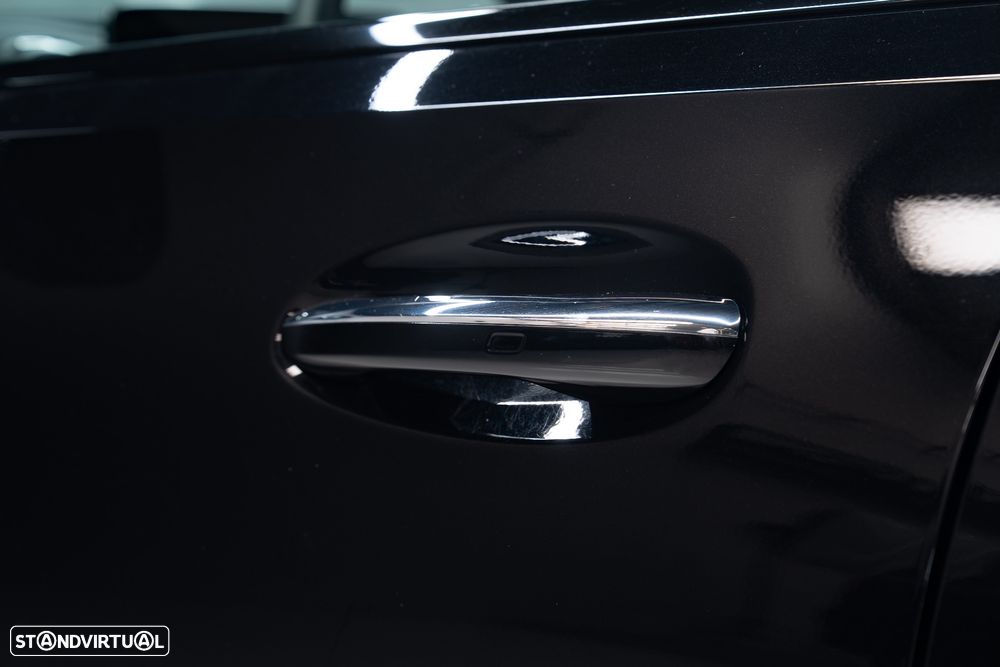 Mercedes-Benz C 300 e AMG Line - 14